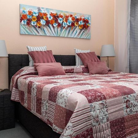 Bit-City Studio Und Appartement Bitburg Eksteriør billede